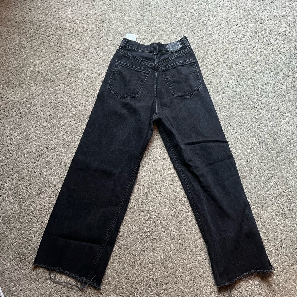 Levi’s black jeans - Picture 2 of 8